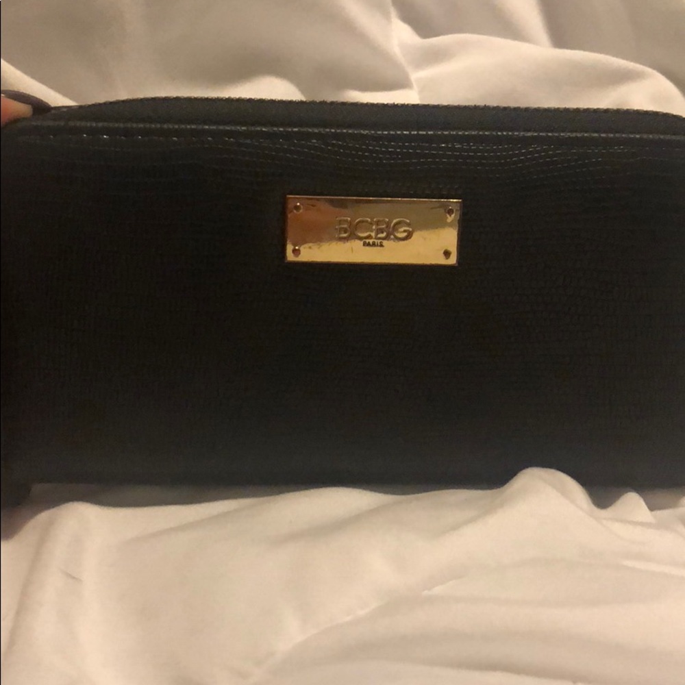 BCBG wallet